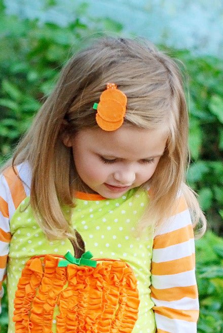 Pumpkin felt clippie for fall and Halloween
