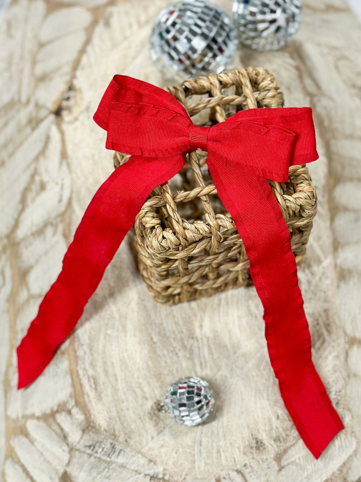 Red ruffle edge ribbon hair bow on alligator clip
