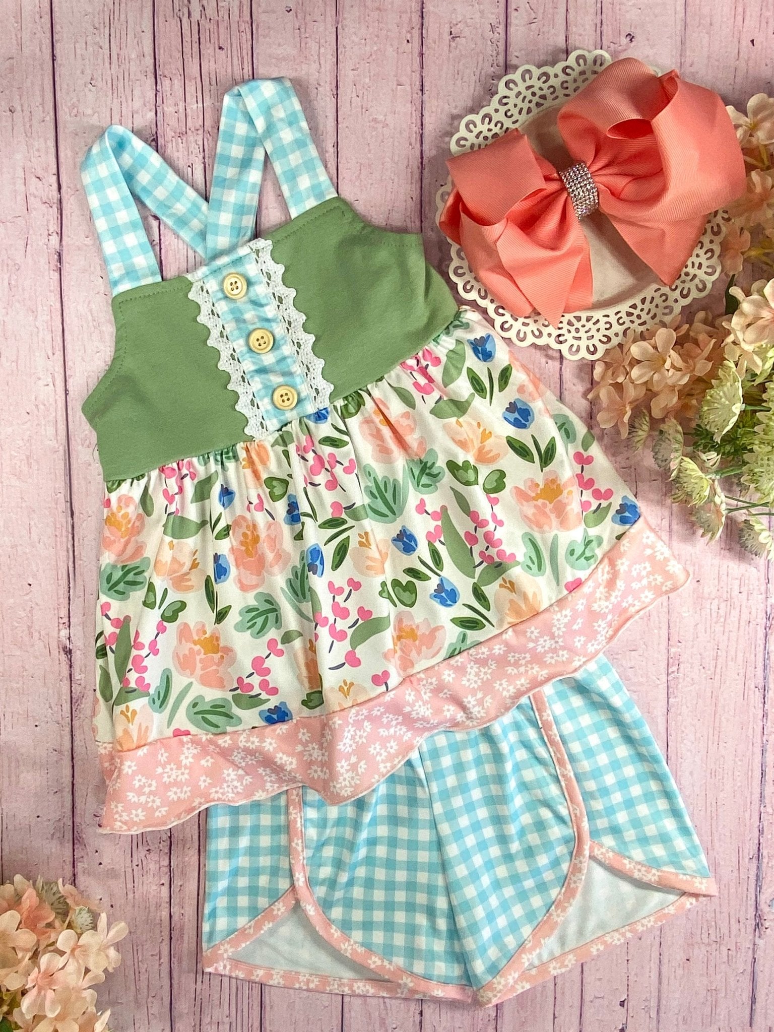 Summertime Flowers Gingham Shorts Set