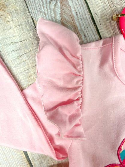 close up of ruffle on the sleeve
