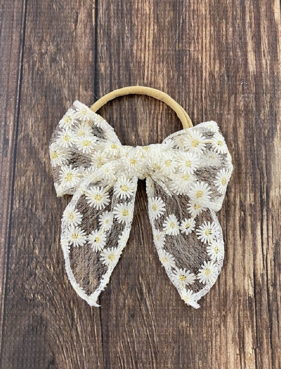 White lace bow hair tie with daisy print detail